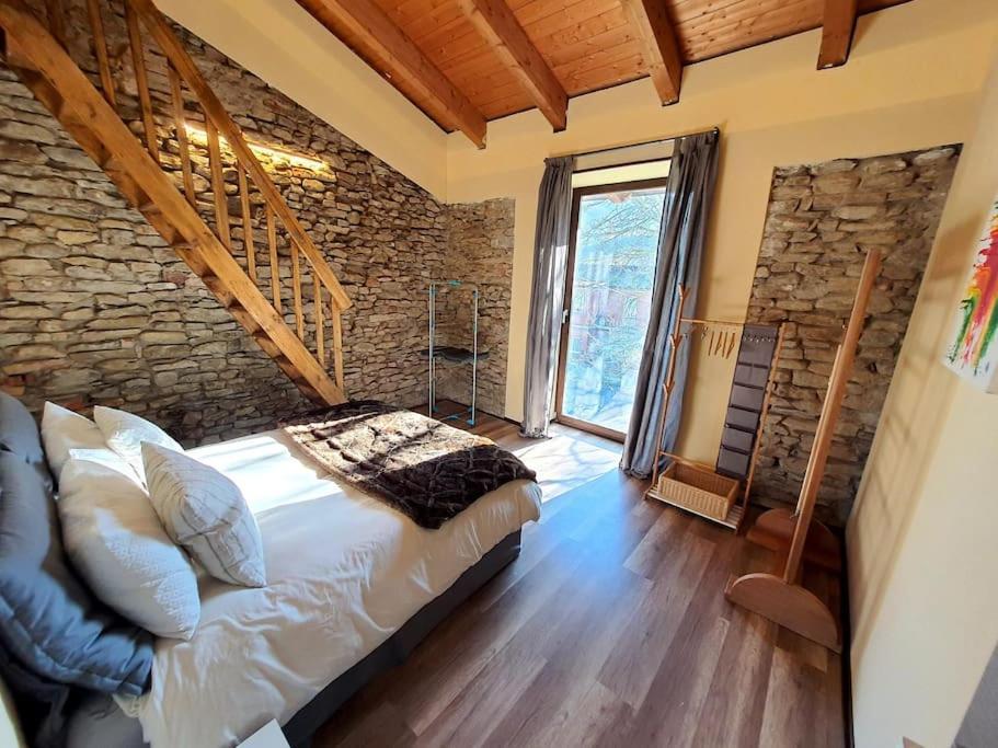 Villa Cristallo Private Apartment Fontanelice エクステリア 写真